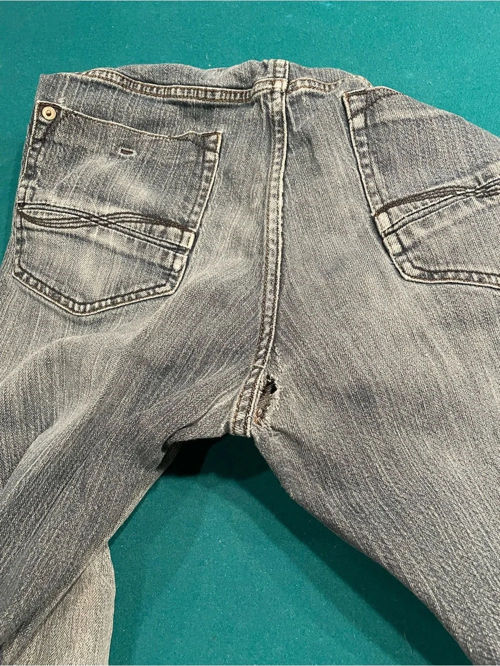 Lee Men's Faded Blue Straight Jeans